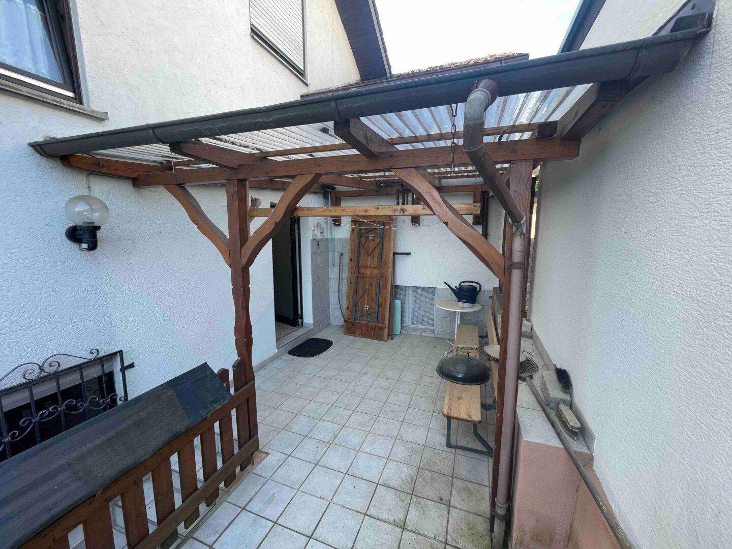 Überdachte Terrasse